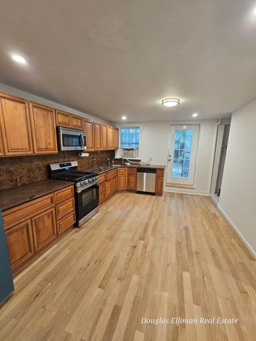 $2,700 | 76 Van Buren Street, Unit 1 | Bedford-Stuyvesant