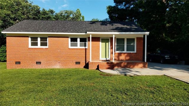 $204,900 | 306 Richmond Drive | Douglas Byrd