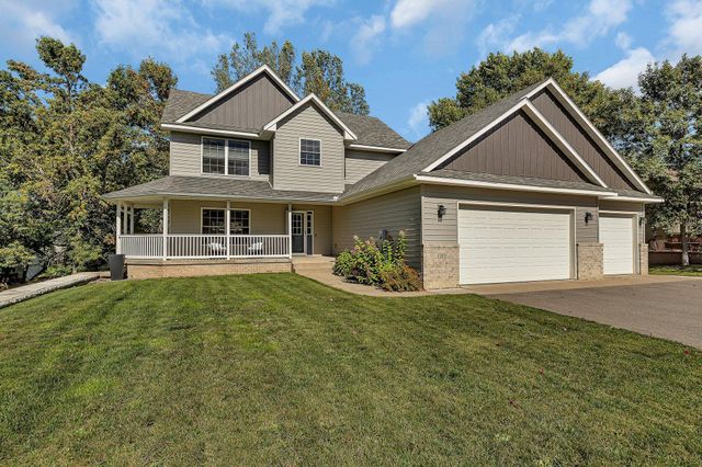 $479,900 | 1315 Eagle Ridge Drive | St. Joseph