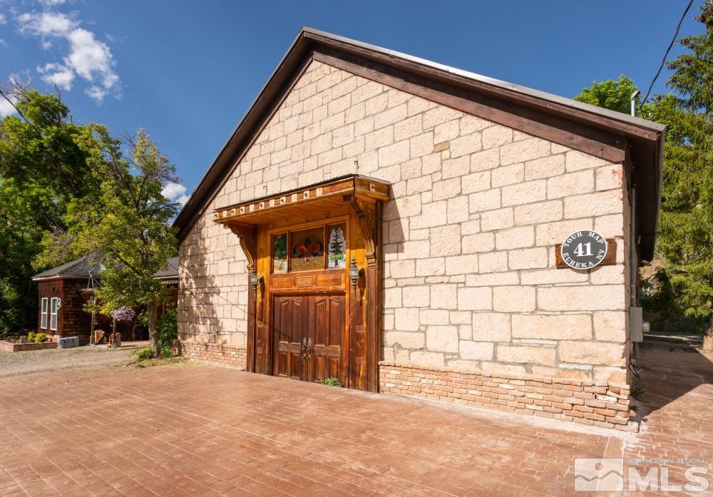 a view of a house with a outdoor space