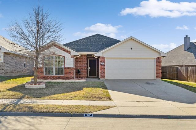 $285,000 | 604 Antonio Lane | Waxahachie