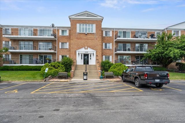 $200,000 | 1110 North Farnsworth Avenue, Unit 313 | Aurora