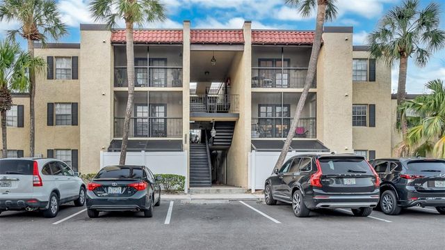 $1,725 | 5304 West Kennedy Boulevard, Unit 306 | Siena Villas at Beach Park Condominium