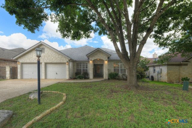 $399,500 | 2742 Morning Star | Gardens of Hunters Creek