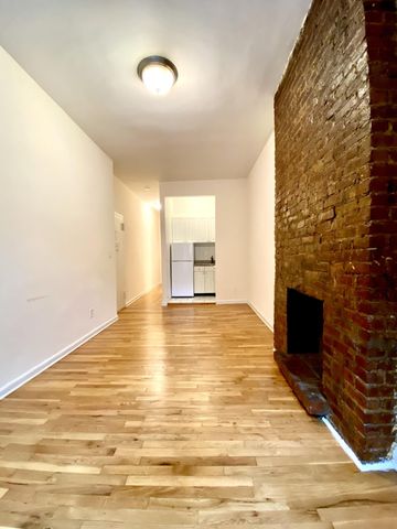 $2,800 | 415 East 81st Street, Unit 1D | Upper East Side