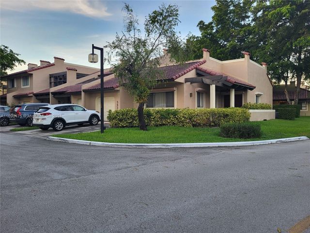 $600,000 | 3434 Torremolinos Avenue, Unit A34A | Doral