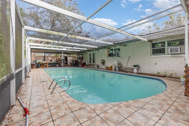 $364,000 | 2900 Woodbridge Lane | Pine Hills