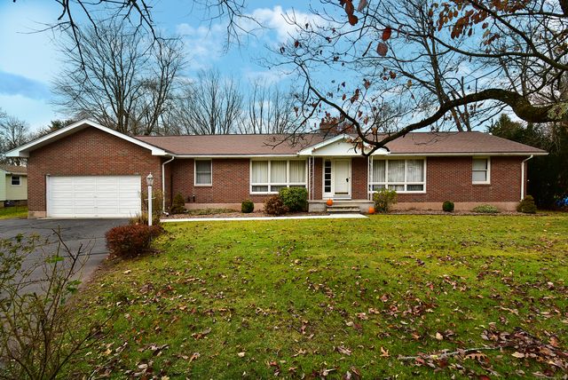 $375,000 | 1072 Ellington Road | South Windsor