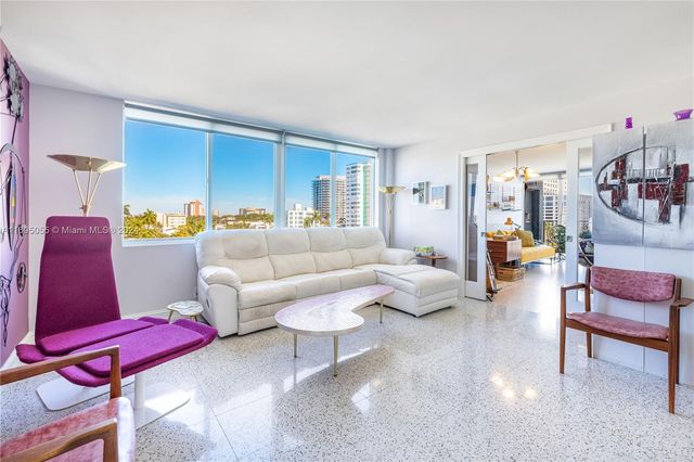 $408,000 | 524 Orton Avenue, Unit 603 | Central Beach