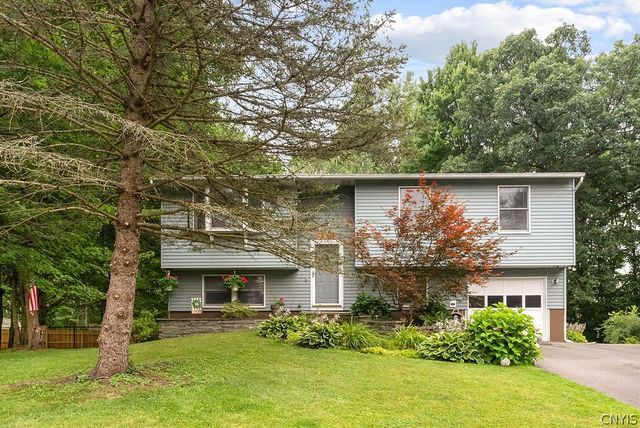 $249,900 | 105 Unity Circle | Minoa