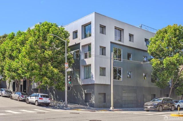 $725,000 | 2000 Ellis Street, Unit 307 | Anza Vista