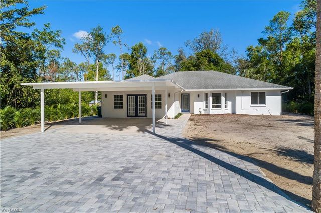 $1,300,000 | 6147 English Oaks Lane | Oakes Estates