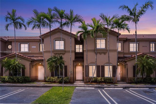 $529,000 | 8526 Northwest 107th Passage, Unit 540 | Islands of Doral