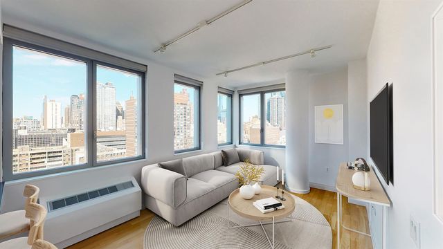 $5,477 | 550 West 54th Street, Unit 1613 | Hell's Kitchen