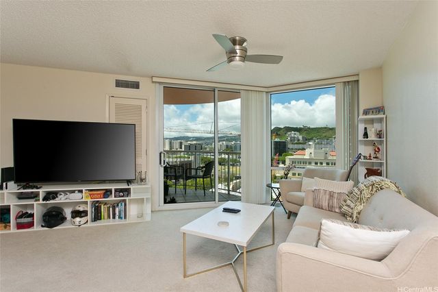 $580,000 | 801 South King Street, Unit 1107 | Kakaako