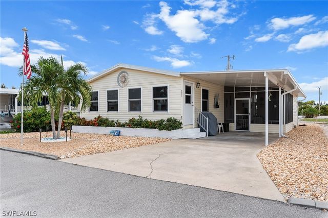 $209,999 | 4931 Gulfgate Lane | Flamingo Bay