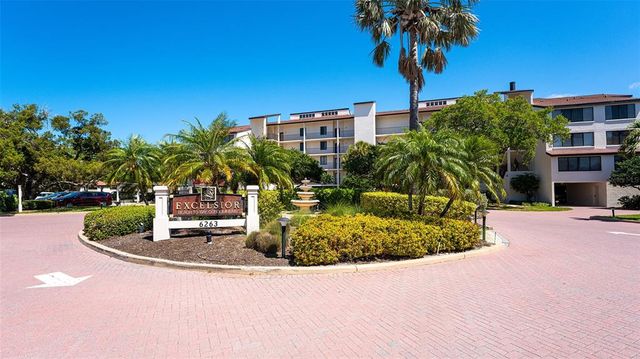 $1,080,000 | 6263 Midnight Pass Road, Unit 301 | Siesta Key