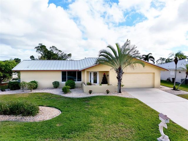 $348,990 | 3026 Guadalupe Drive | Punta Gorda Isles