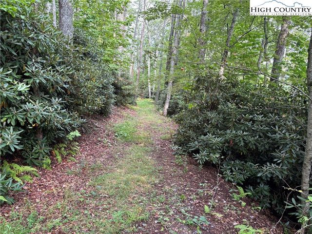 $149,900 | Lot 1-2 Fieldstone Hts Drive | Blowing Rock Township - Watauga County