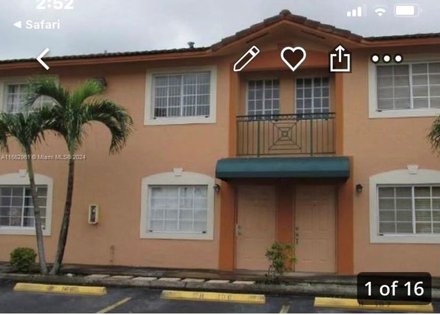 $315,000 | 8406 Northwest 103rd Street, Unit 103L | Hialeah Gardens