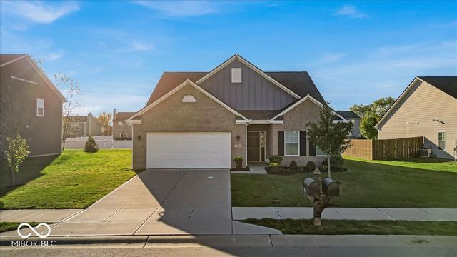 $349,900 | 3904 Concord Point Way | Brownsburg