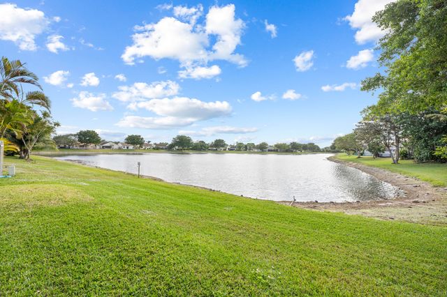 $650,000 | 8600 Floralwood Drive | Sandalfoot Cove