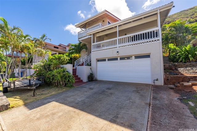 $1,279,000 | 1120 Kahului Street | Kalama Valley