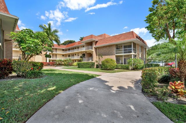 $189,000 | 5580 Tamberlane Circle, Unit 240 | Palm Beach Gardens