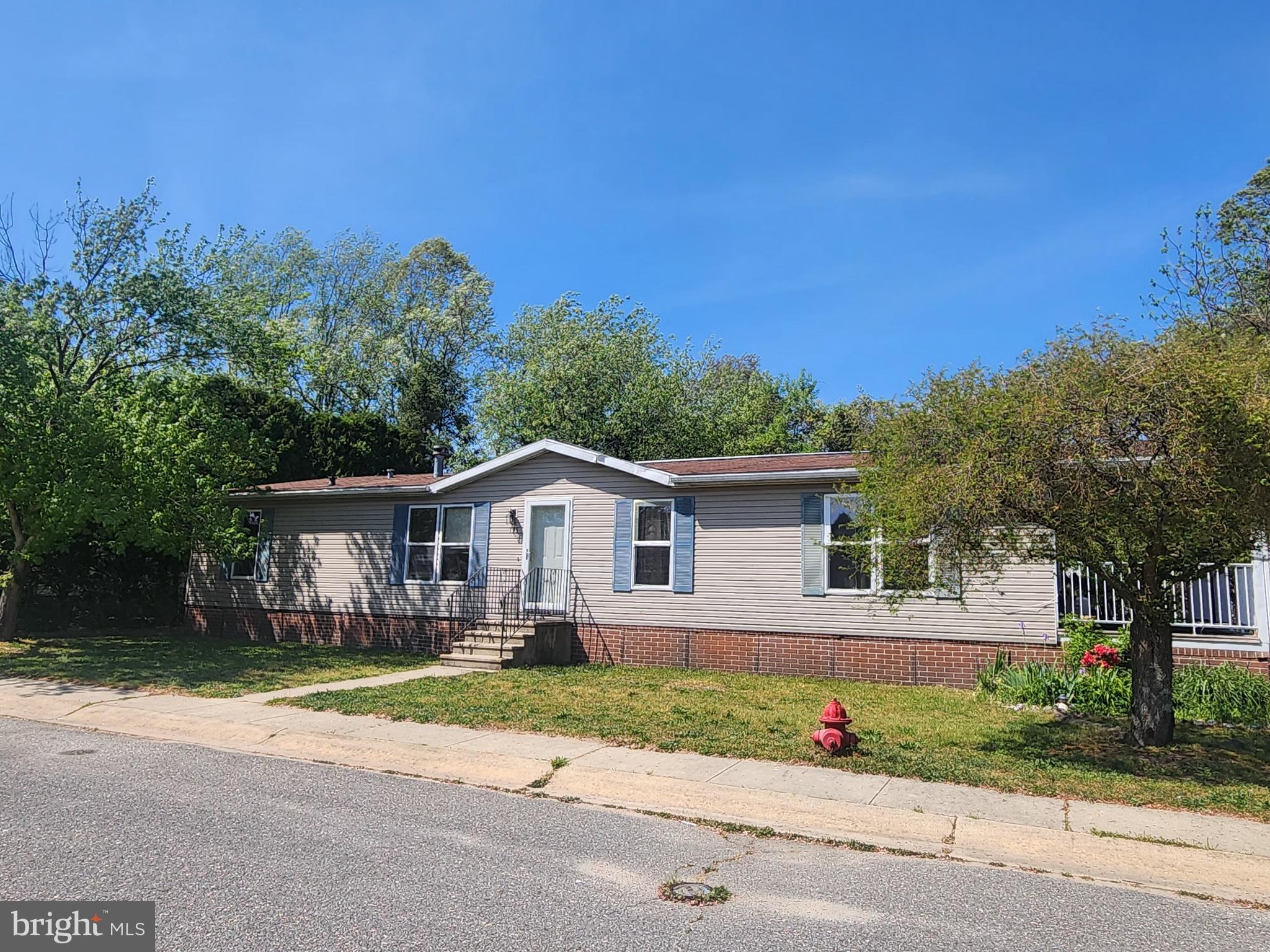 front view of house with a yard