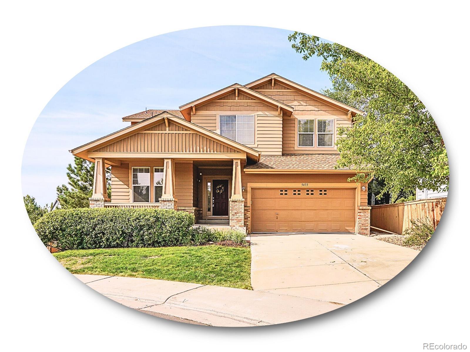 a view of a house with garage