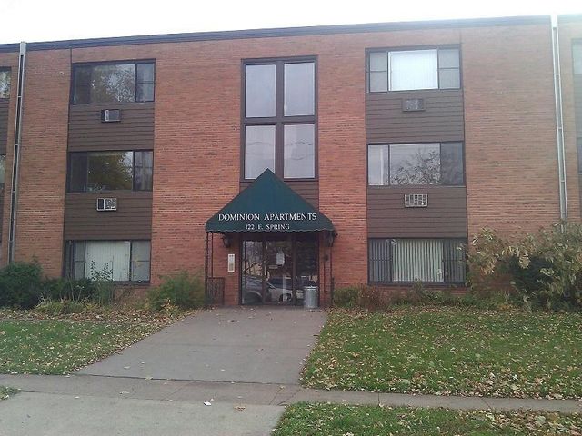 $1,100 | 122 Spring Street, Unit 301 | River Falls