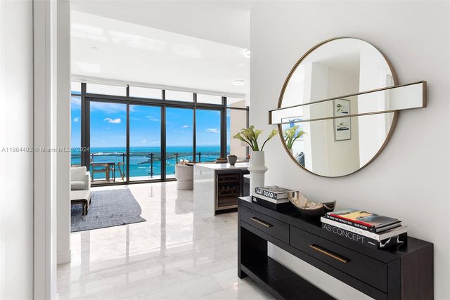 $3,499,000 | 1451 Brickell Avenue, Unit 5201 | Brickell