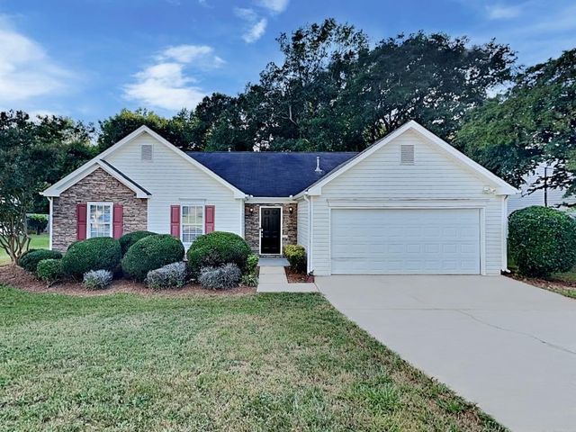 $1,910 | 5130 Yellow Pine Drive | McDonough City Square