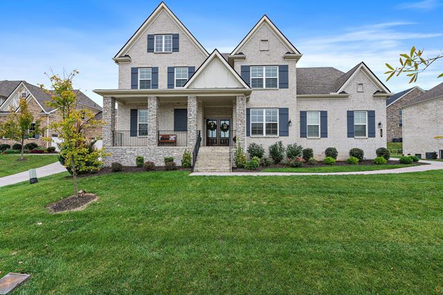 $1,350,000 | 106 Whiteside Court | Franklin