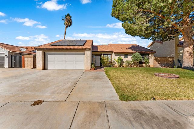 $2,850 | 5327 Meredith Avenue | Palmdale