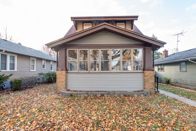 $299,000 | 108 Fulton Avenue | Waukegan