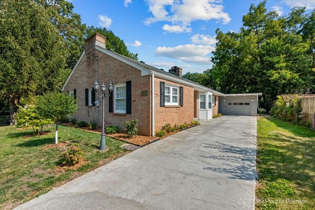 $334,900 | 925 Ridgewood Road | Brown Hills