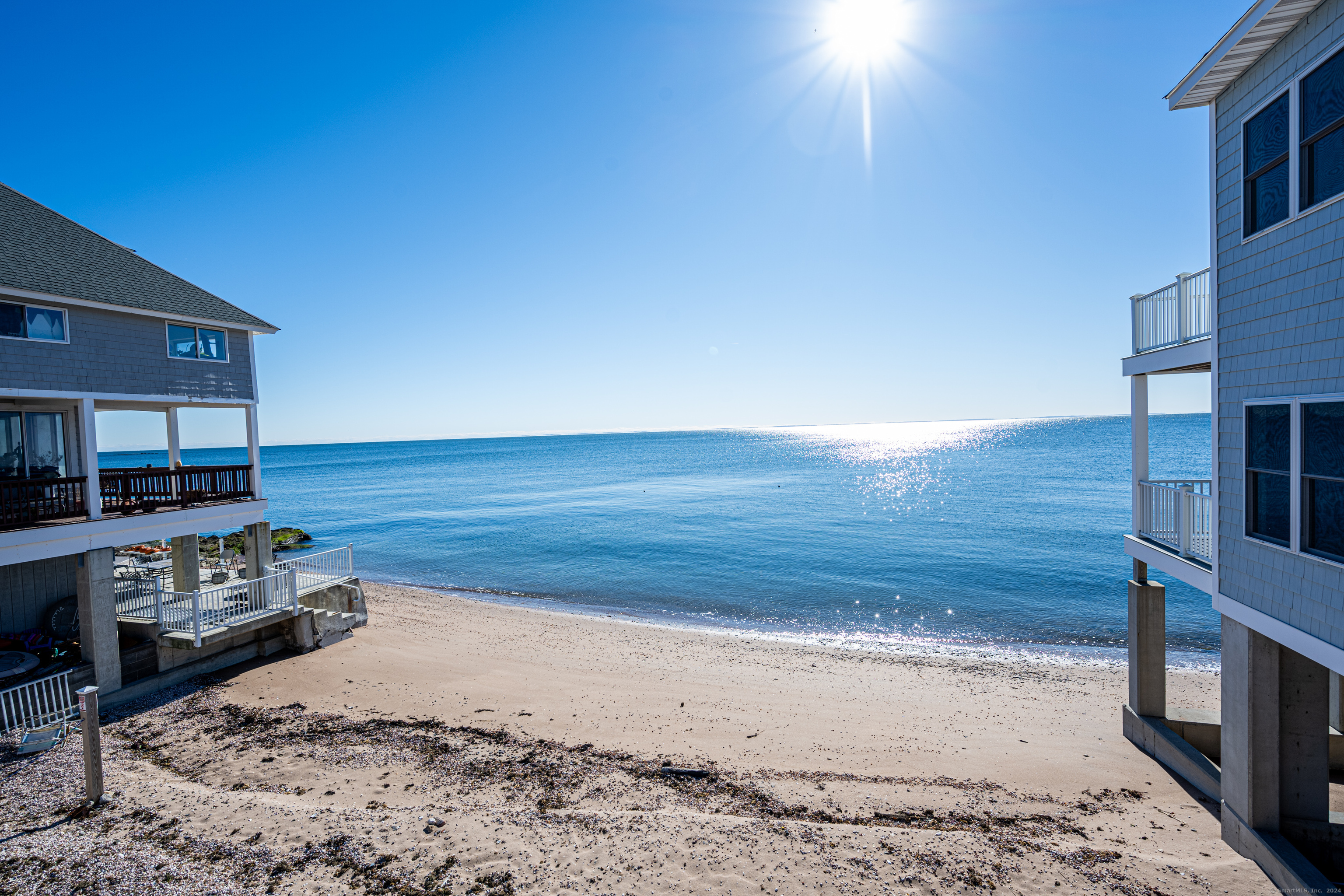 a view of ocean view with workspace