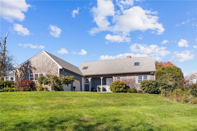 $1,195,000 | 196 Sea Meadow Drive | Downtown Portsmouth