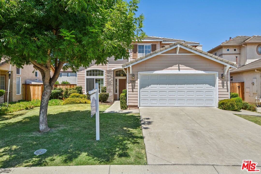 front view of house with a yard