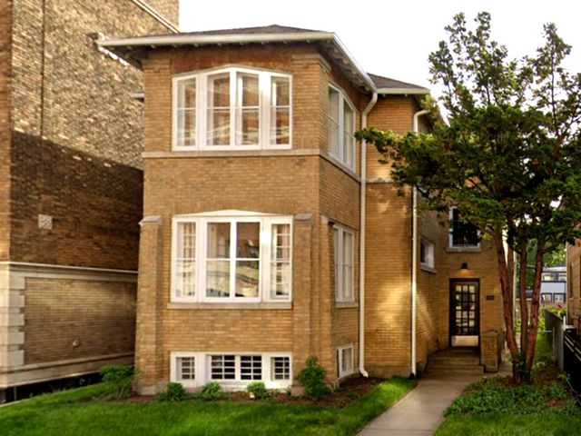 $2,900 | 417 South Oak Park Avenue, Unit 2 | Oak Park