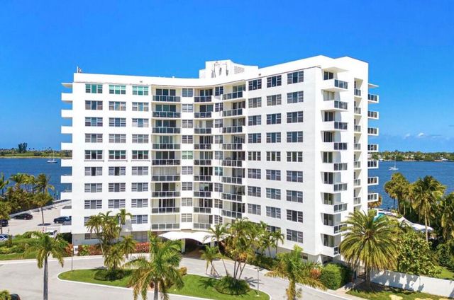 $450,000 | 2800 North Flagler Drive, Unit 611 | Northwood Shores