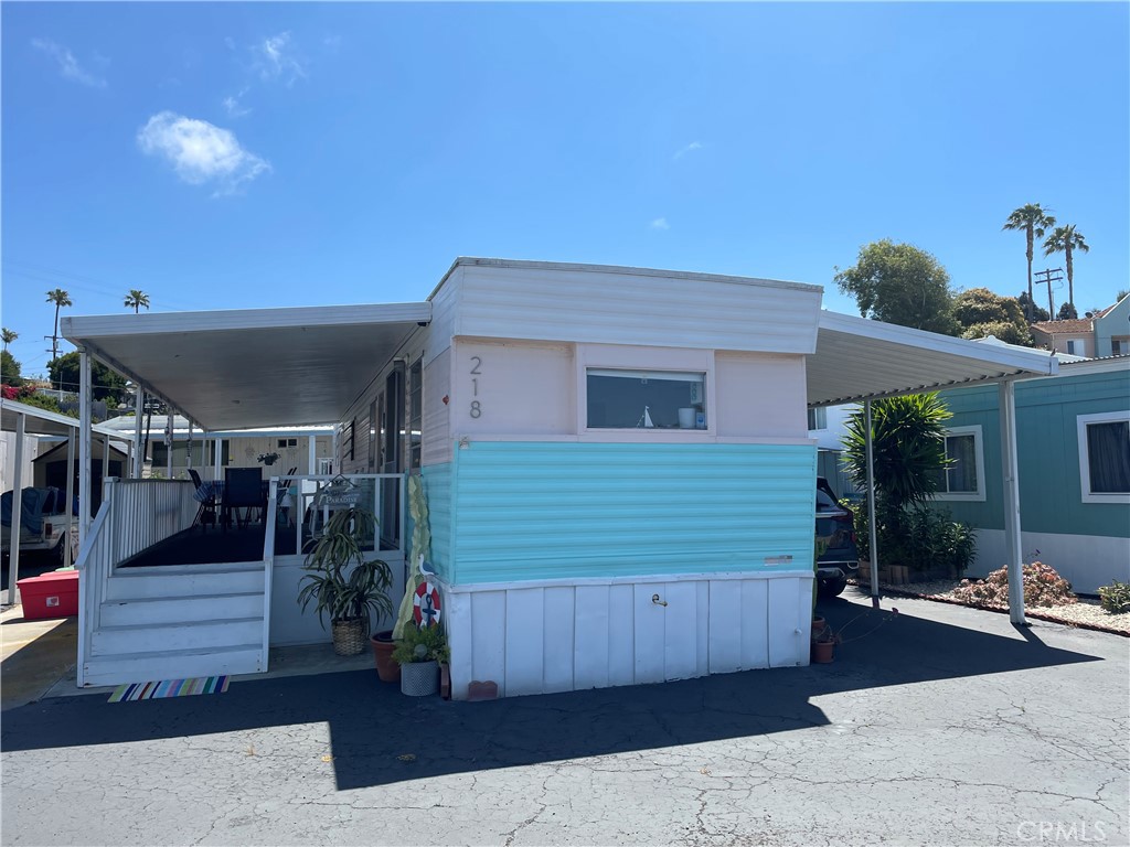 a view of a house with a garage