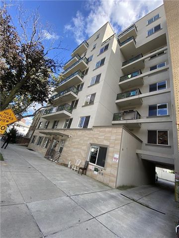 $815,000 | 168 Avenue P, Unit 8A | Gravesend