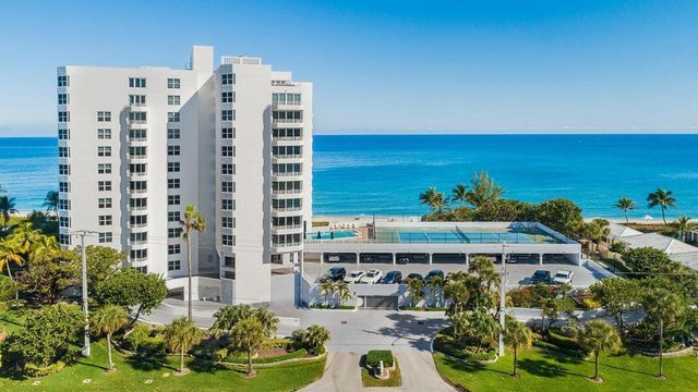 $995,000 | 3407 South Ocean Boulevard, Unit 1D | Highland Beach