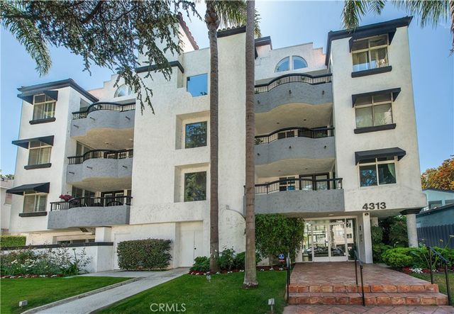 $949,000 | 4313 Van Nuys Boulevard, Unit 201 | Sherman Oaks