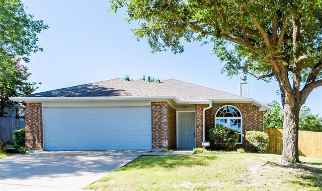 $350,000 | 1101 Brewer Drive | Waterford Oaks