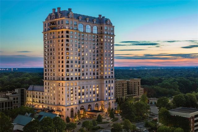 $4,800,000 | 88 West Paces Ferry Road Northwest, Unit 1130 | Peachtree Heights West