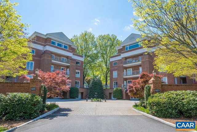 $1,895,000 | 625 Worthington Drive, Unit 101 | Ednam