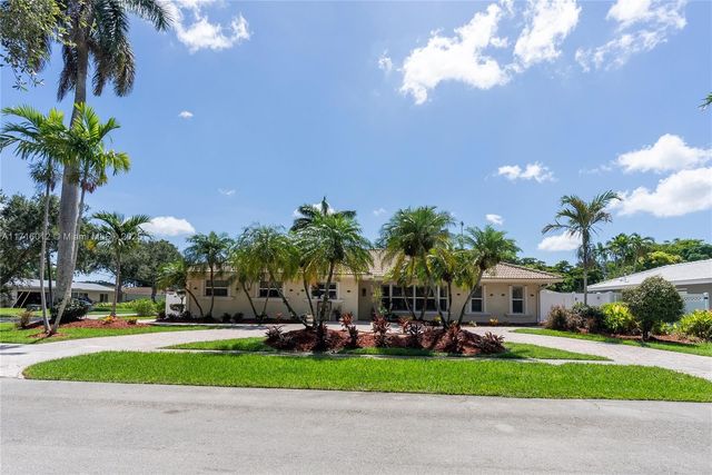 $770,000 | 880 Northwest 73rd Avenue | Plantation Secluded Gardens